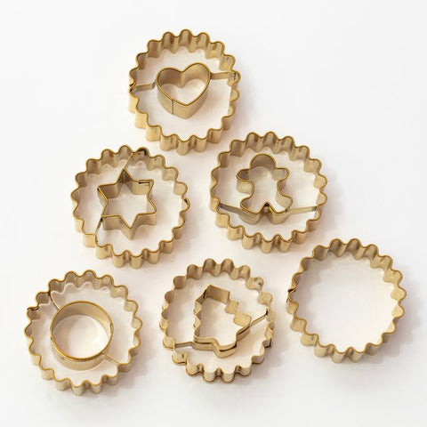 Christmas Linzer Cookie Cutter Set by PME