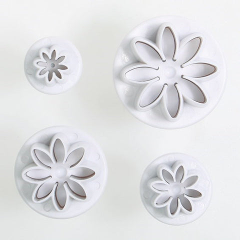 Daisy Plunger Cutter Set by Cake Star