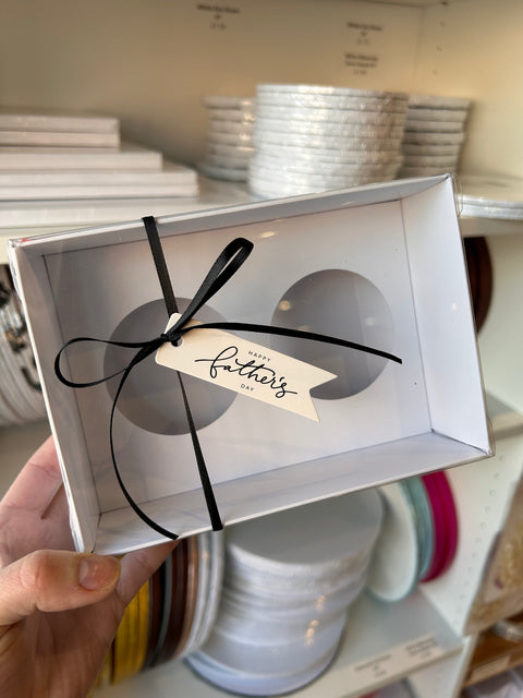 2 Hole White Cupcake Box with Lid