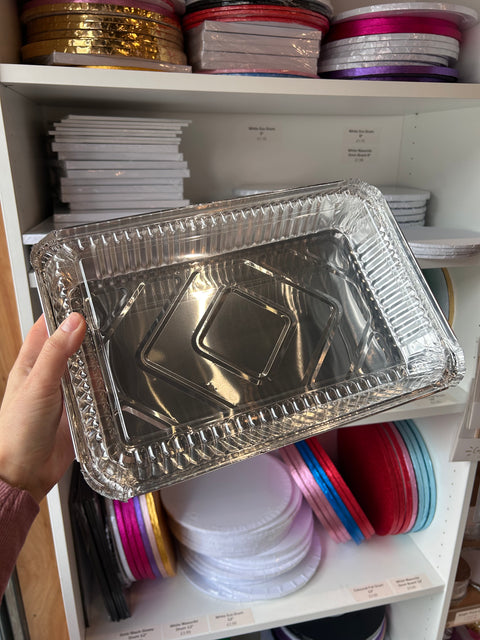 Foil Tray Bake Tray with Clear Lid