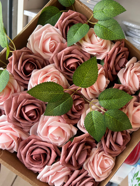 Baby Pink & Pink Artificial Rose Box