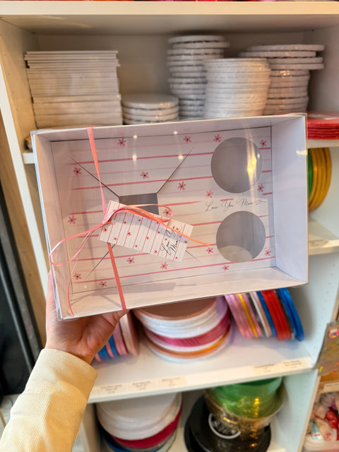 Mothers Day Bento Box with 2 Cupcake Insert