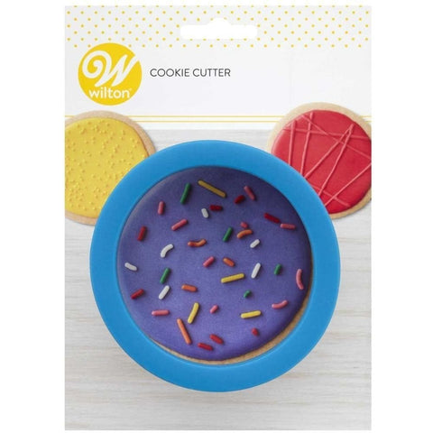 Round Comfort Grip Cutter by Wilton